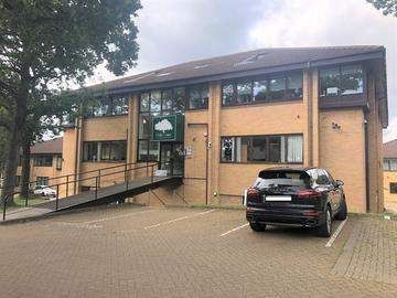 Thumbnail Office to let in Porters Wood, St. Albans