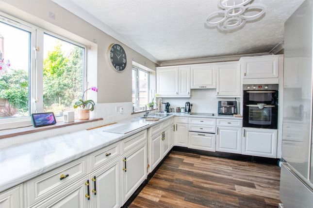 90, Blackbear Lane, Wisbech photo 2