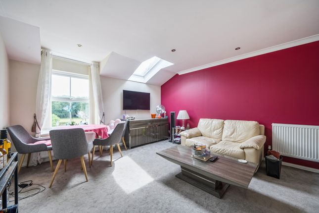 Flat 19, Mill Stream Lodge, Uxbridge Road, Rickmansworth photo 2