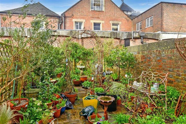 End terrace house for sale in English's Passage, Lewes, East Sussex