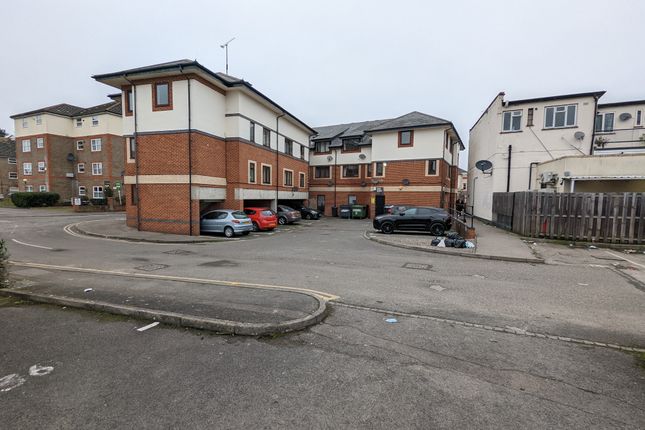 14 , Granby Court, Reading photo 2