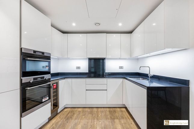 2-bed flat on 25 Gladwin Tower, London, £815,000