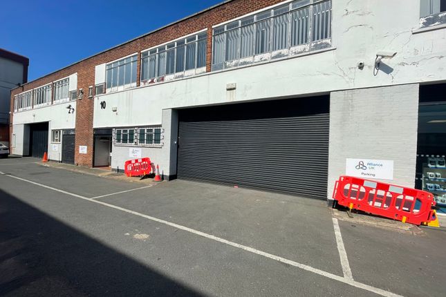 Light industrial to let in Unit 10, Camberwell Trading Estate, Camberwell