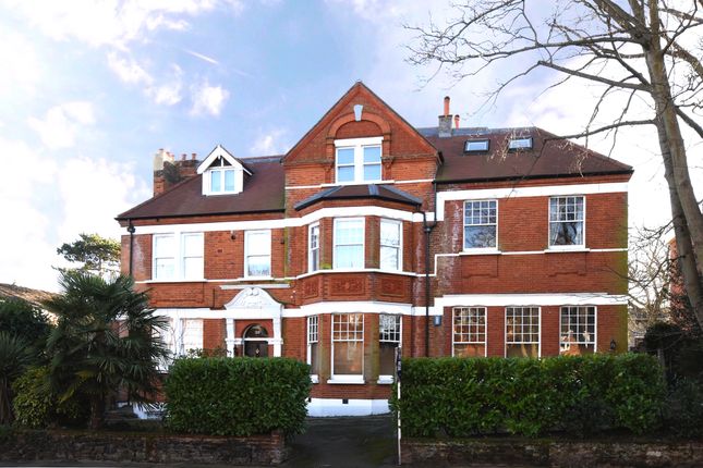 Flat for sale in Oaklands Road, Bromley