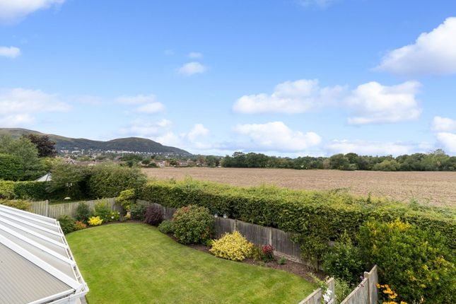 25, Baldenhall, Malvern photo 2
