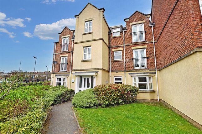 Thumbnail Flat for sale in Whitehall Drive, Leeds, West Yorkshire