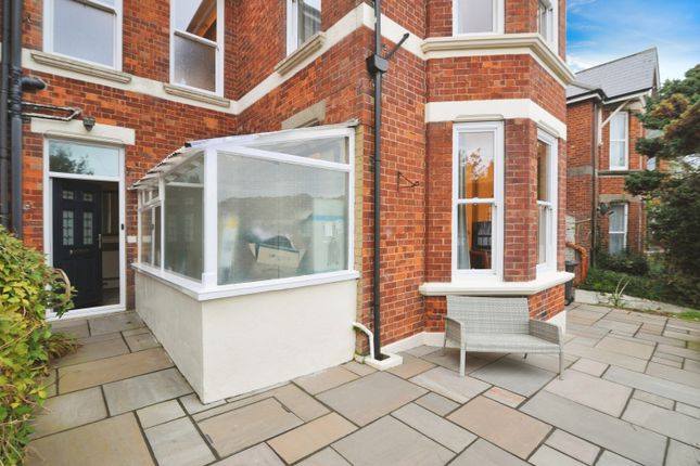 25, Godwin Road, Hastings photo 4