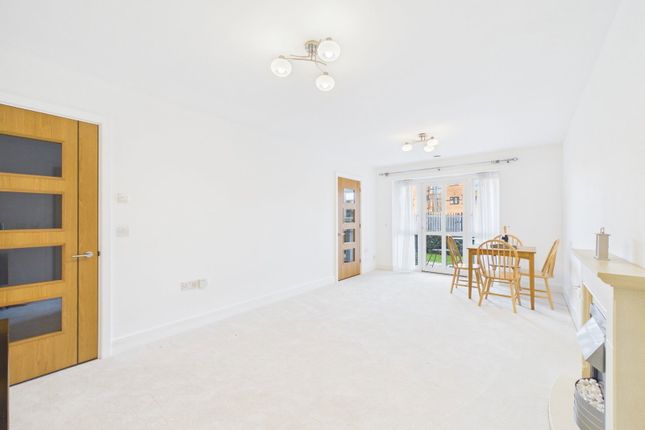 Clarence Court,1, Brighton Road, Horsham photo 2