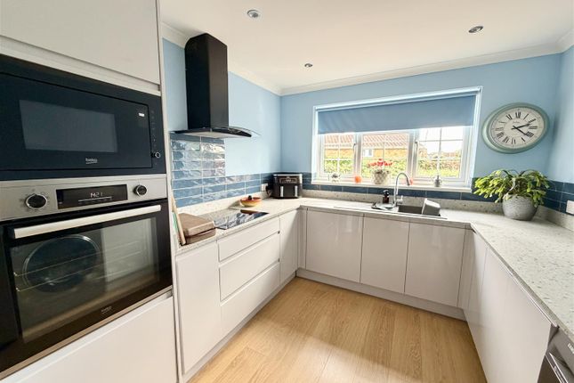 71, Falconer Drive, Poole photo 3