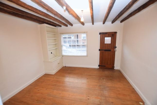Terraced house to rent in Park Street, Thame