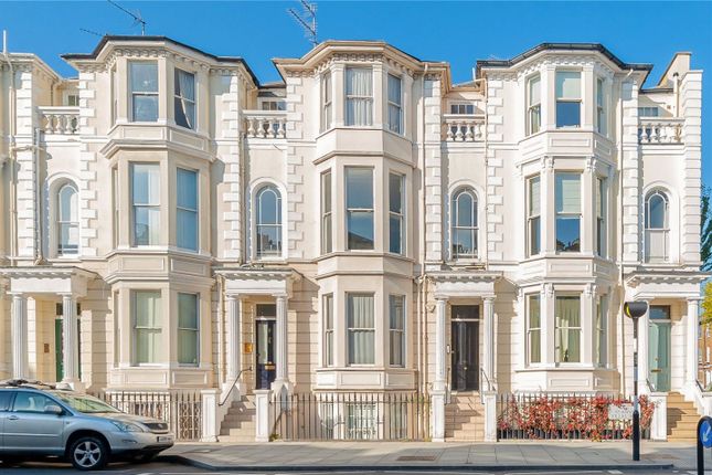 Flat to rent in St. Anns Villas, London