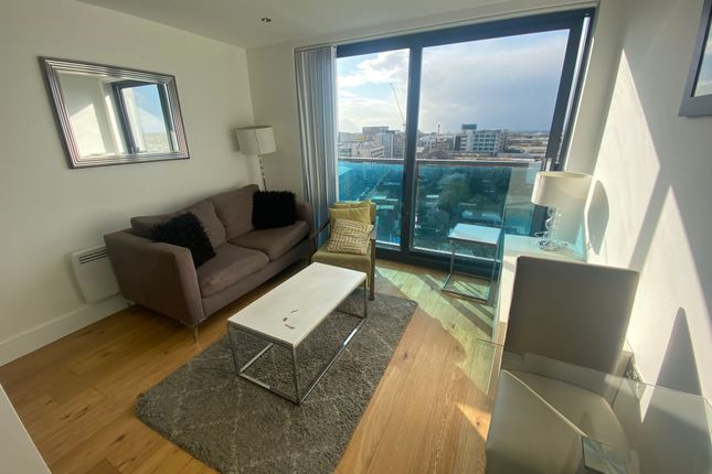 Flat for sale in Station Road, Hayes