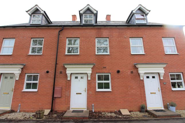 Thumbnail Town house for sale in Thyme Close, Banbury