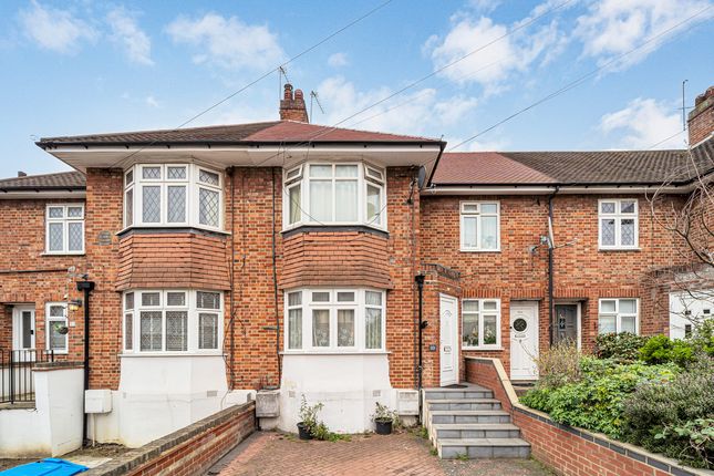 10, Errol Gardens, New Malden photo 2