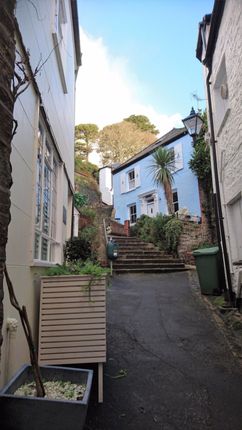 Flat to rent in Bull Hill, Fowey, Cornwall
