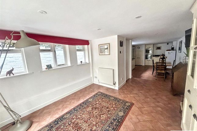 4, White Street, Topsham photo 4