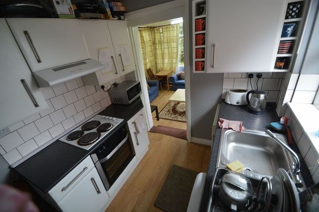 Terraced house to rent in Springbank Crescent, Leeds