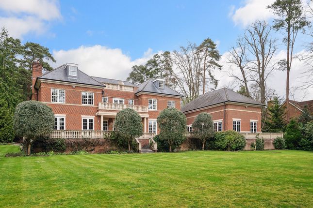 Thumbnail Detached house to rent in Woodlands Road West, Wentworth