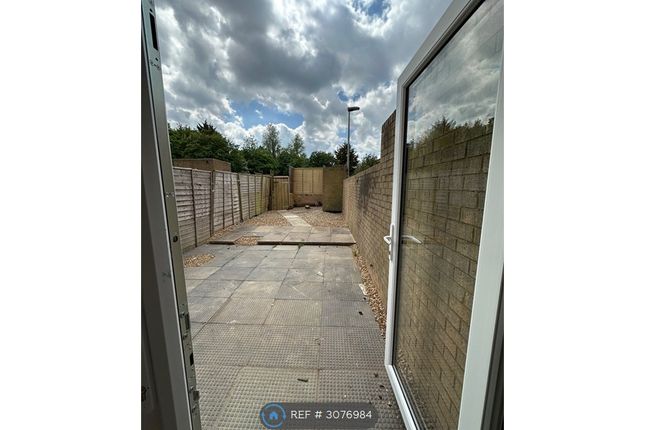 Conniburrow, Milton Keynes photo 5