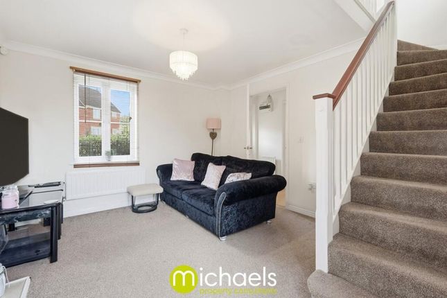 111, Hakewill Way, Colchester photo 2