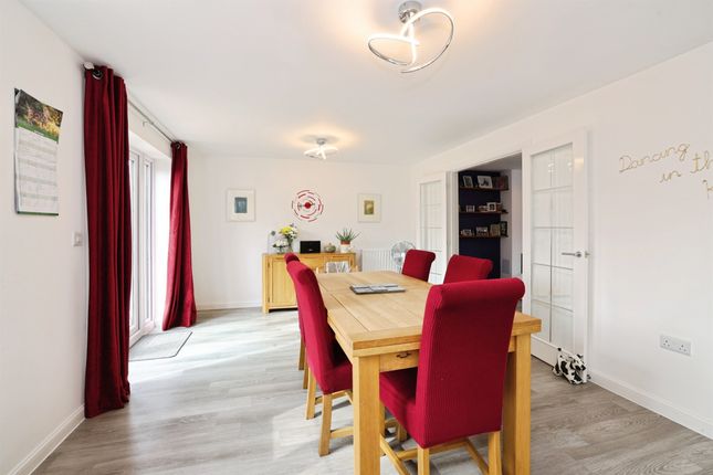 12, Duckett Road, Salisbury photo 4