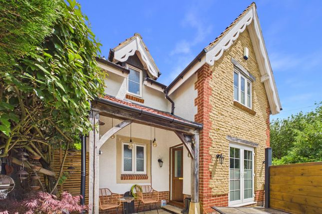 4-bed house on 71E, Lowden, Chippenham, £435,000