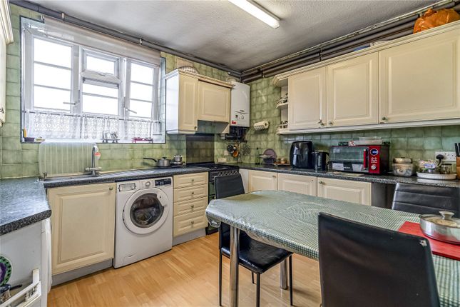 Flat 6, John Dwight House,, Carnwath Road, London photo 2