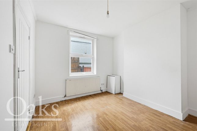 Lancaster Road, London photo 4