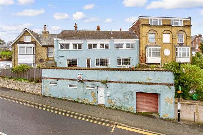 4 NORTHWOOD PLACE photo 2