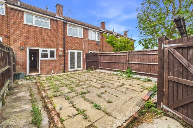 38, Malyns Close, Oxfordshire photo 3