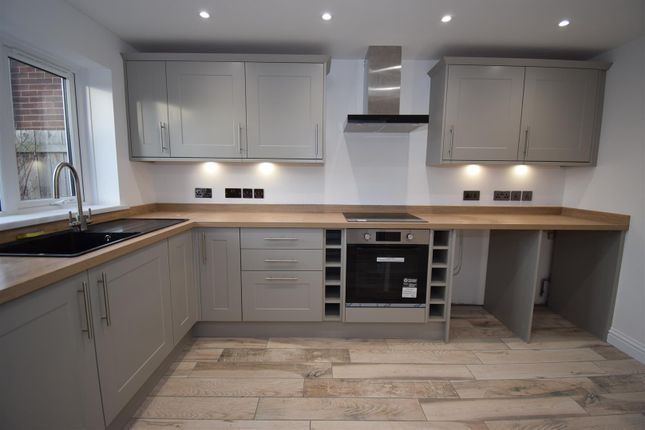 6, Tarragon Way, South Shields photo 2