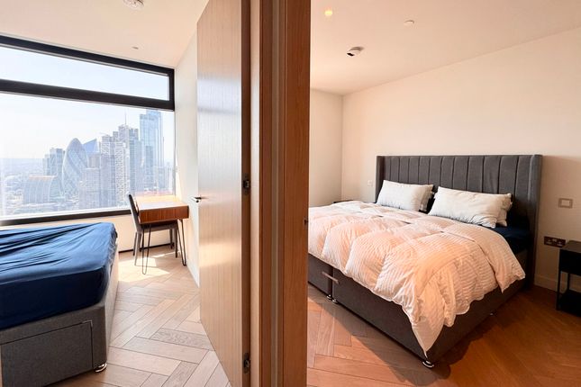 Flat 3904, 2 Principal Place, London photo 2
