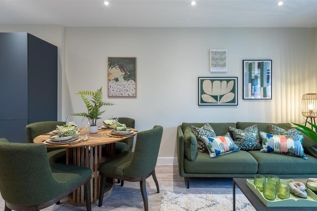 Granada Building, E17