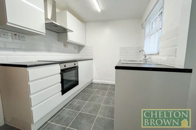 7, St James Street, Northants photo 3