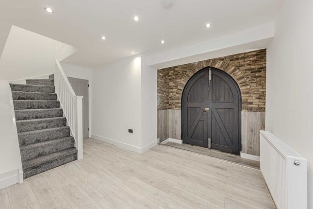 86 Chapel Lane, Stoke-On-Trent photo 2