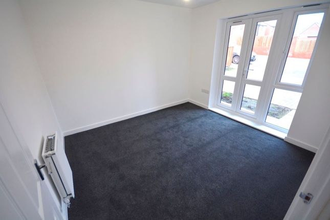 4 Shiell Heights, Durham photo 5