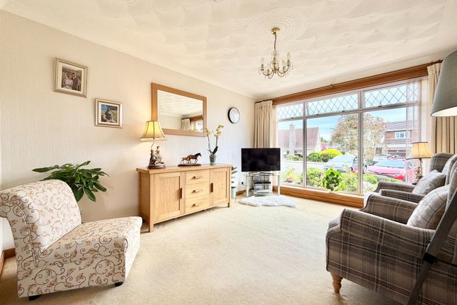 7, Broomhill Place, Denny photo 3