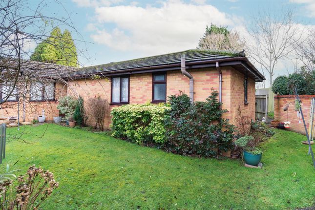 Thumbnail Bungalow for sale in Highfield Avenue, High Wycombe