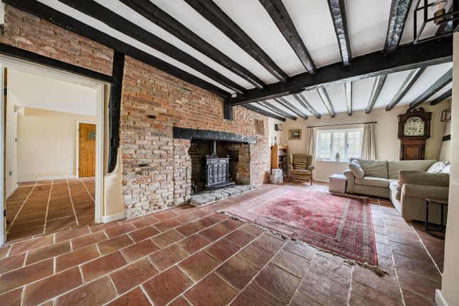 Church Cottage, 176-178, Rowner Lane, Hampshire photo 3