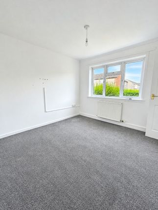 Alloway Drive , Kirkintilloch, G66 2NF, Kirkintilloch photo 4