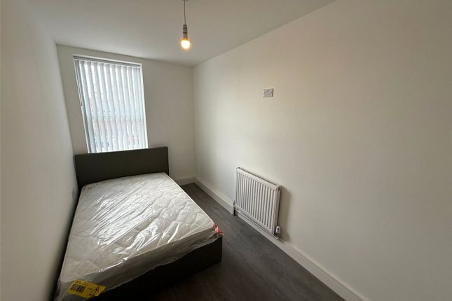 Room 3, 238-242, Rimrose Road, Merseyside photo 3
