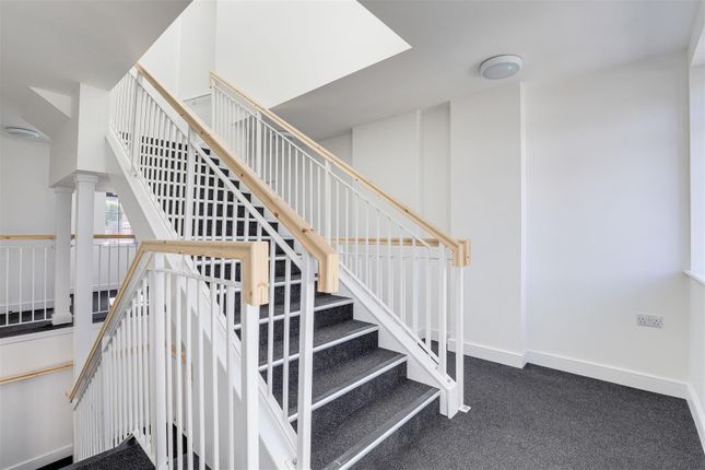 Flat for sale in Holland Street, Hyson Green, Nottinghamshire