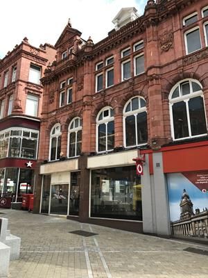 Retail premises to let in 2/4 Lands Lane, Leeds, West Yorkshire