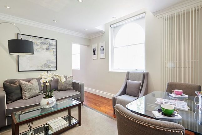 2-bed house on Garden House, Kensington Gardens Square, London, £5,785/mo