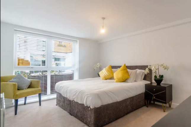 Flat 1-3, Newark Street, Reading photo 4