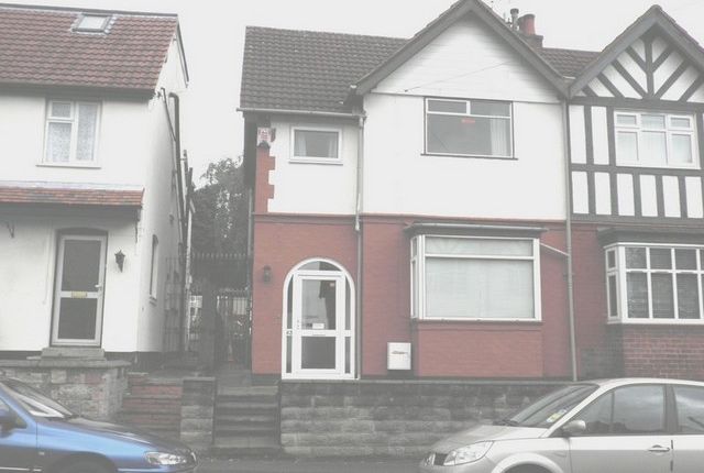 Terraced house to rent in Rookery Road, Birmingham