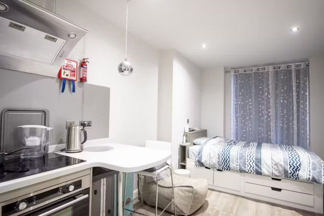Thumbnail Flat to rent in 12-16 De Montfort St, Leicester