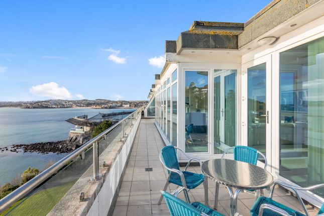 Penthouse 2 Imperial Court, Park Hill Road, Torquay photo 3