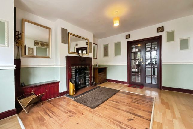 224, Berry Hill Lane, Mansfield photo 3