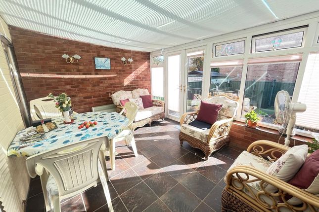 31, Staverton Road, Northamptonshire photo 4